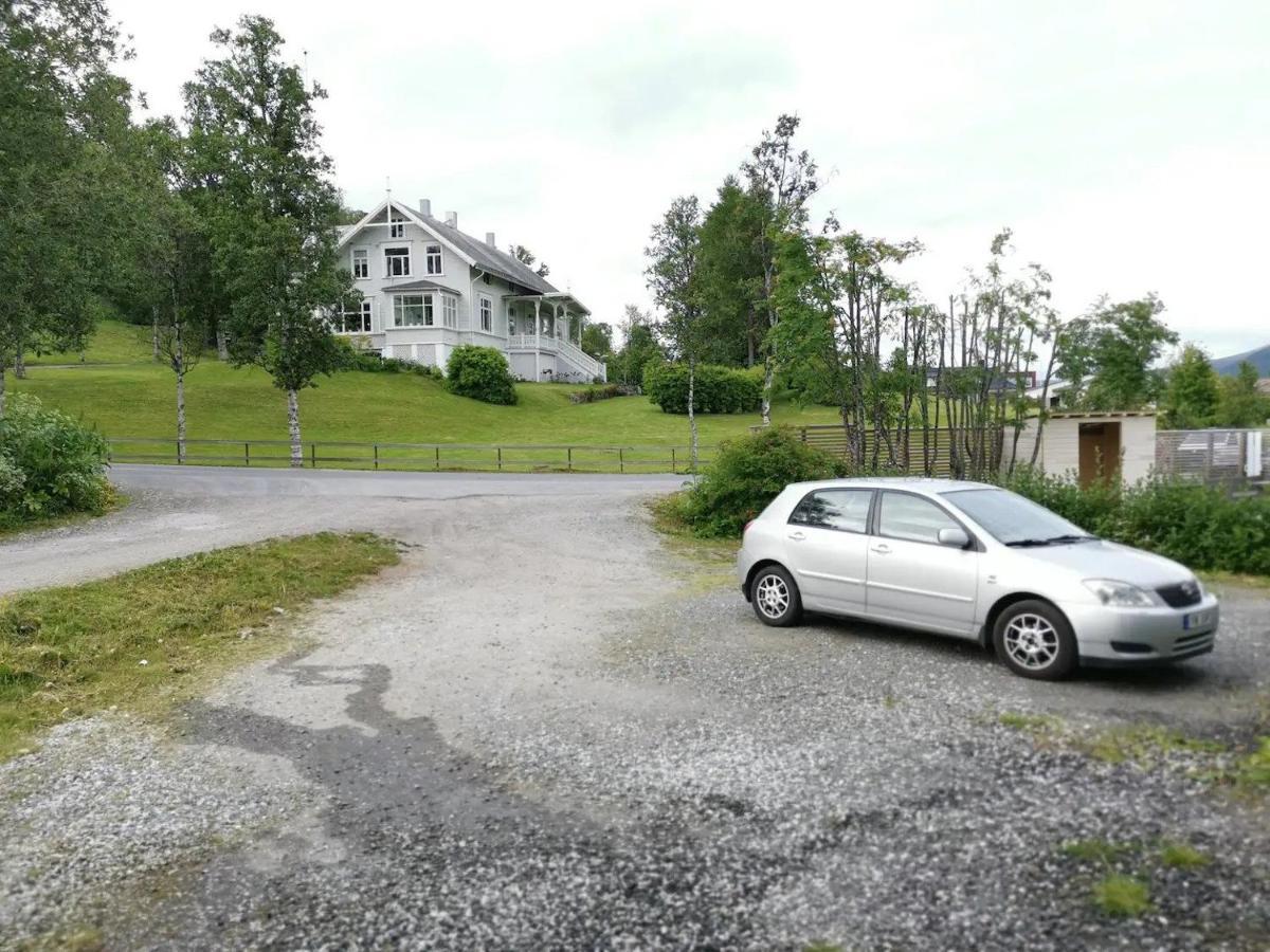 Big, Spacious Apartment With Free Parking Tromsø Buitenkant foto